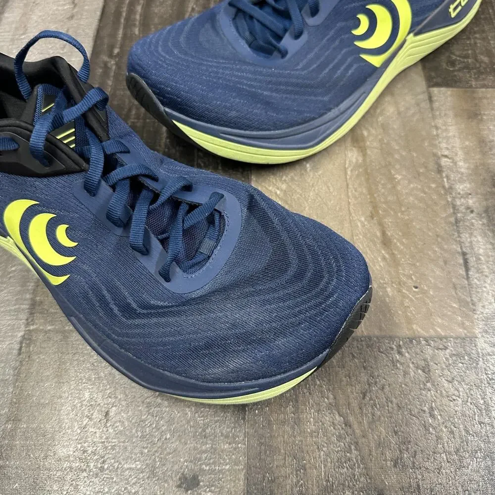 Topo Ultrafly 5 Running Shoes in Navy‎ Lime Men's Size 12 Sneakers